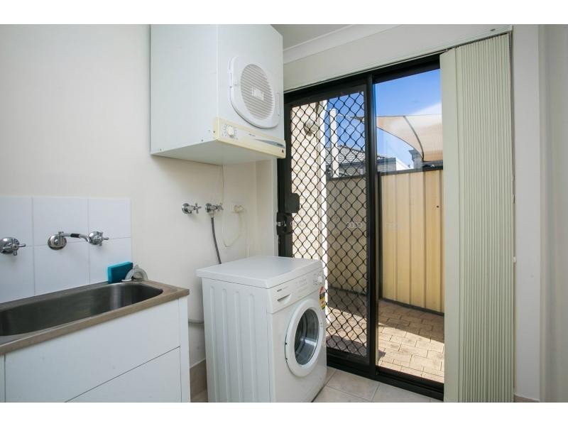 2a Lewes Road, Nollamara WA 6061