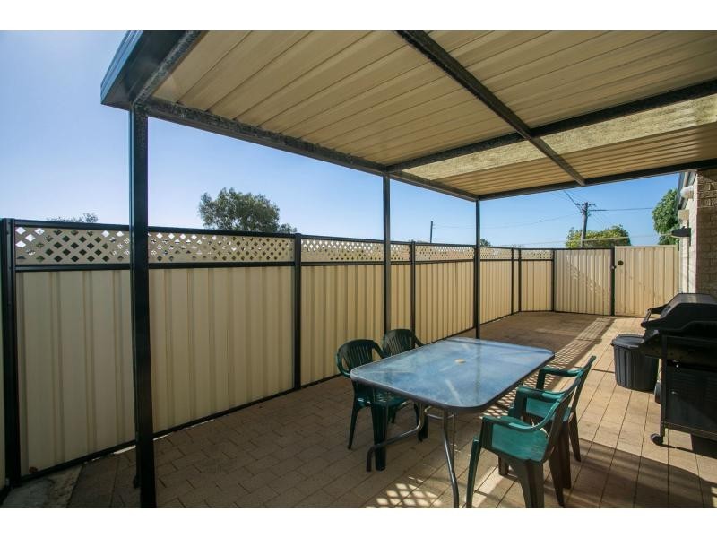 2a Lewes Road, Nollamara WA 6061