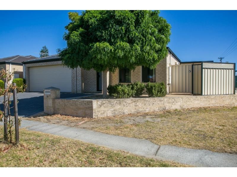 2a Lewes Road, Nollamara WA 6061