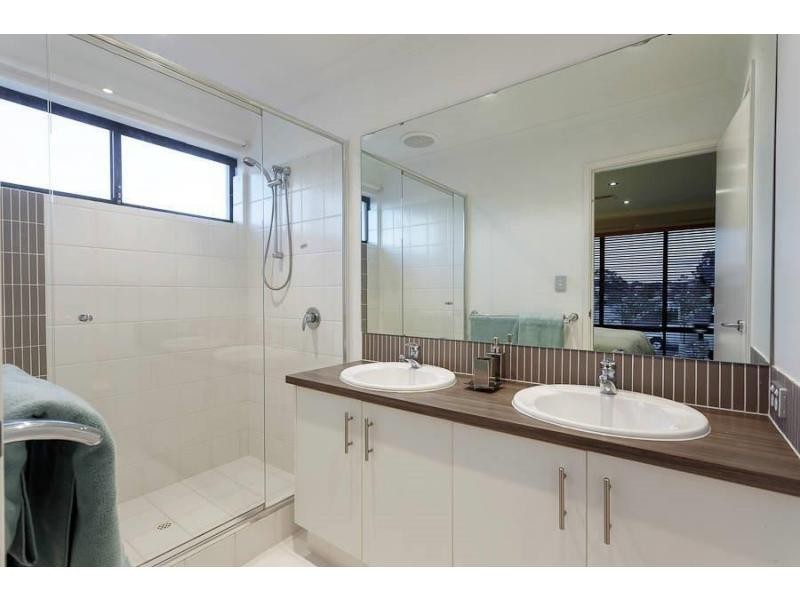 1 Yalgorup Lane, Munster WA 6166