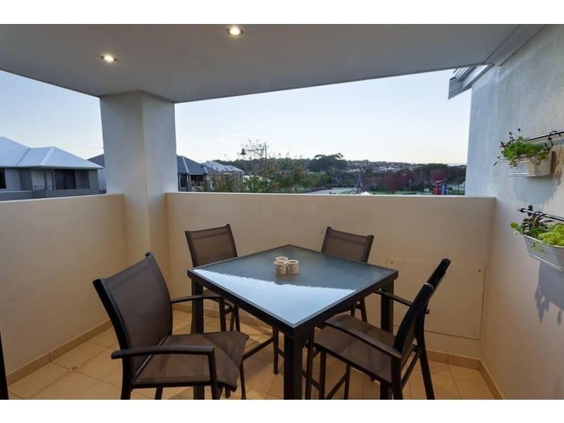 1 Yalgorup Lane, Munster WA 6166