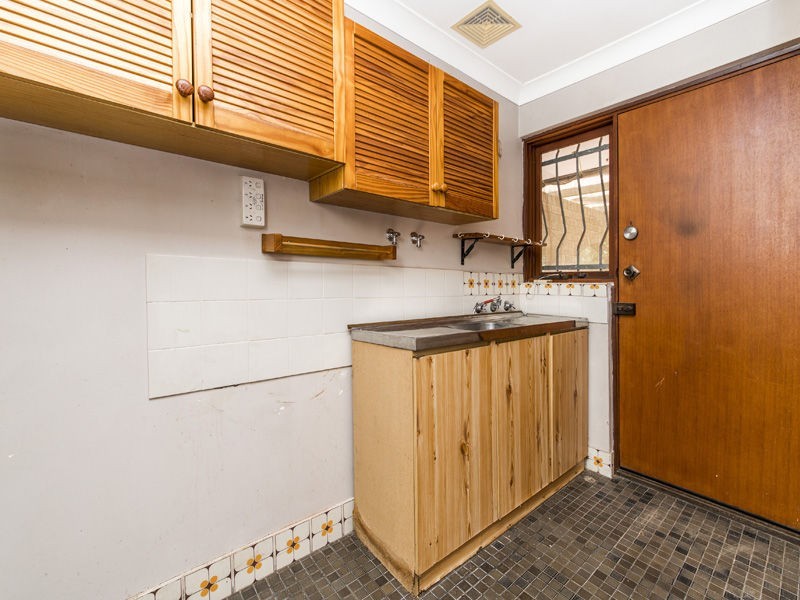 58 Angorra Road, Mount Nasura WA 6112