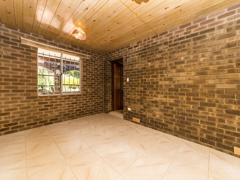 58 Angorra Road, Mount Nasura WA 6112