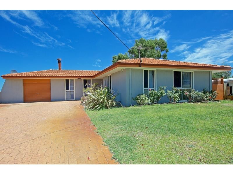 4 Gladman Way, Karrinyup WA 6018