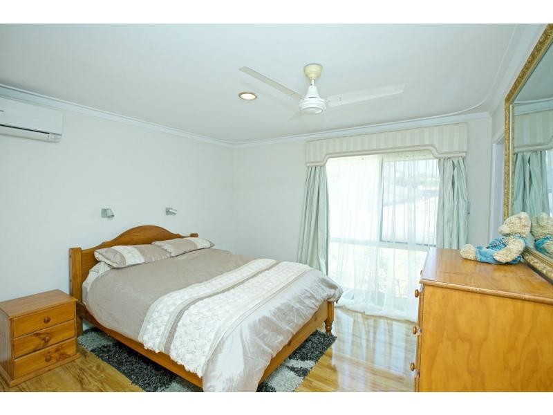 4 Gladman Way, Karrinyup WA 6018