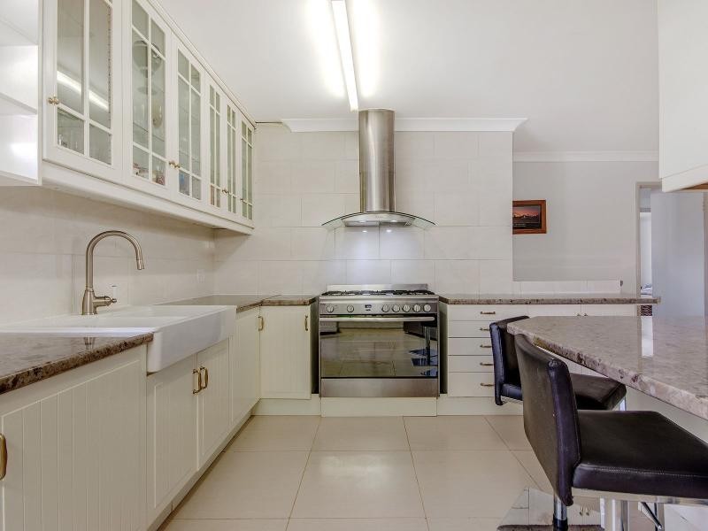 7 Yarle Court, Cooloongup WA 6168