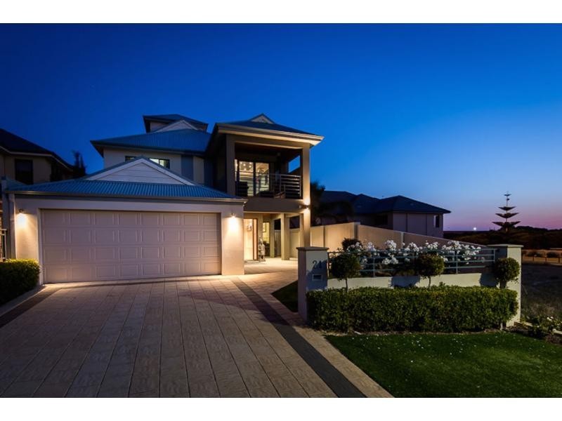 21 Canarias Way, Hillarys WA 6025