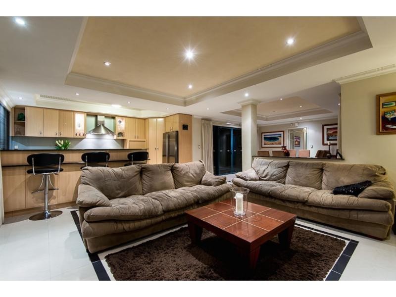 21 Canarias Way, Hillarys WA 6025