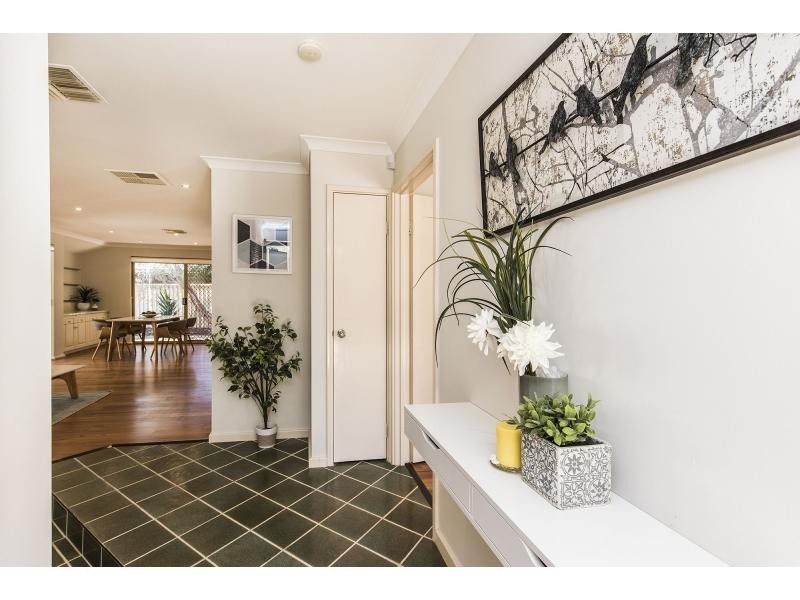 13A Craigie CRESCENT, Manning WA 6152