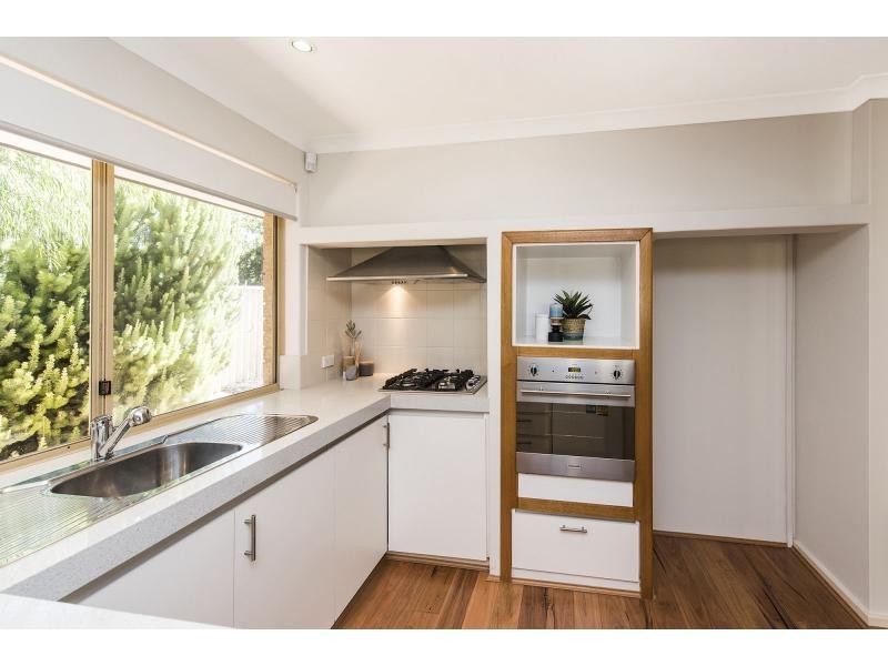 13A Craigie CRESCENT, Manning WA 6152