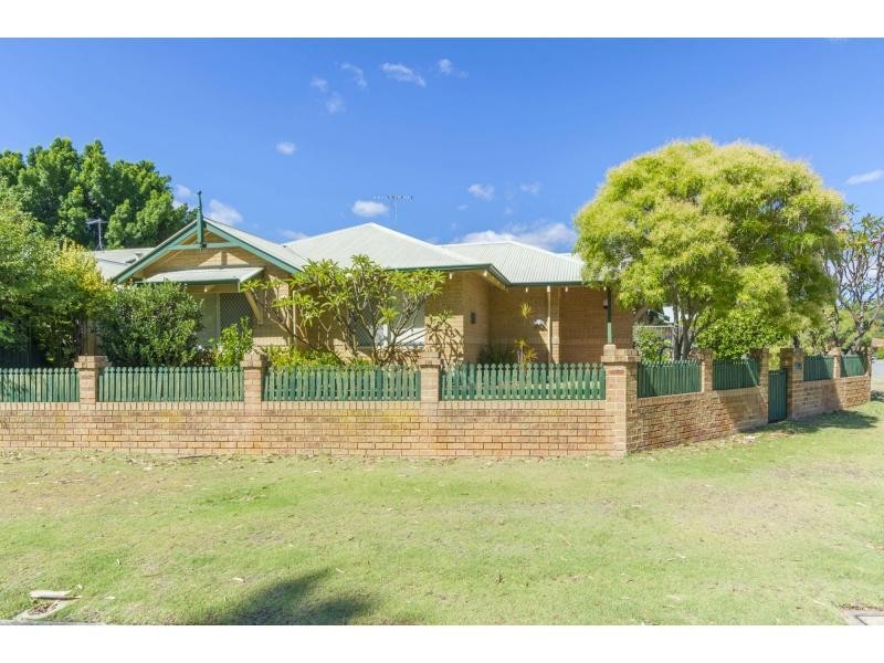 7/4 Alder Court, Ballajura WA 6066