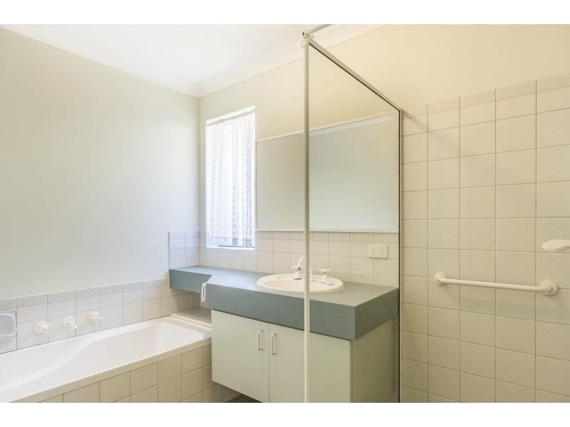 7/4 Alder Court, Ballajura WA 6066