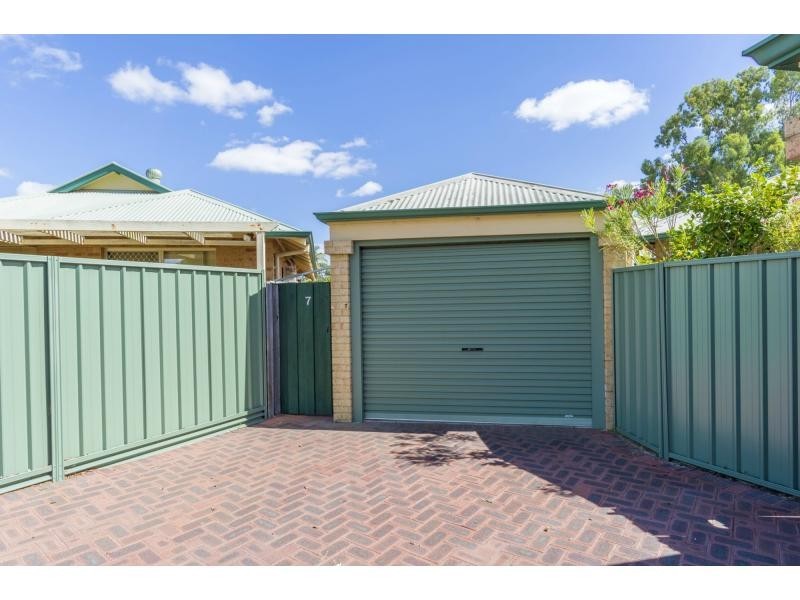7/4 Alder Court, Ballajura WA 6066