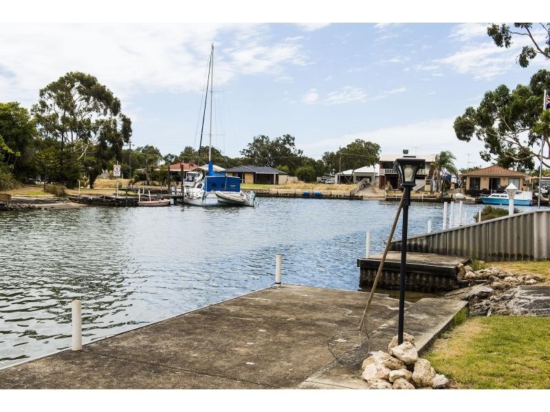 4 Kiap Road, South Yunderup WA 6208