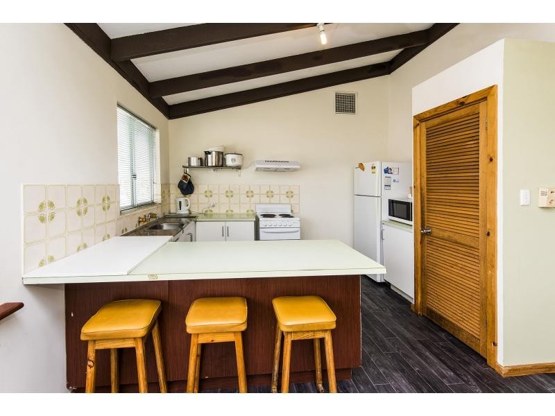 4 Kiap Road, South Yunderup WA 6208