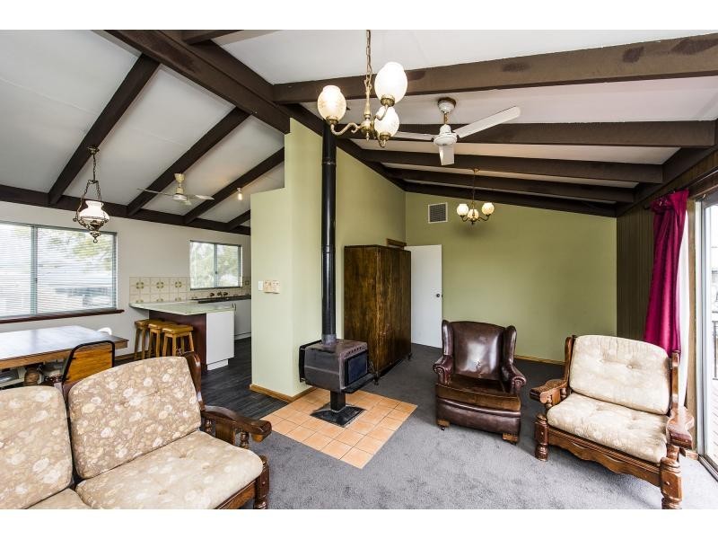 4 Kiap Road, South Yunderup WA 6208