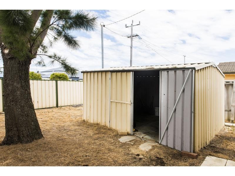 4 Kiap Road, South Yunderup WA 6208