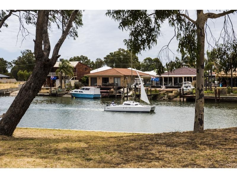 4 Kiap Road, South Yunderup WA 6208