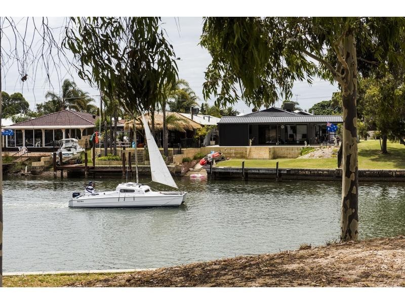 4 Kiap Road, South Yunderup WA 6208