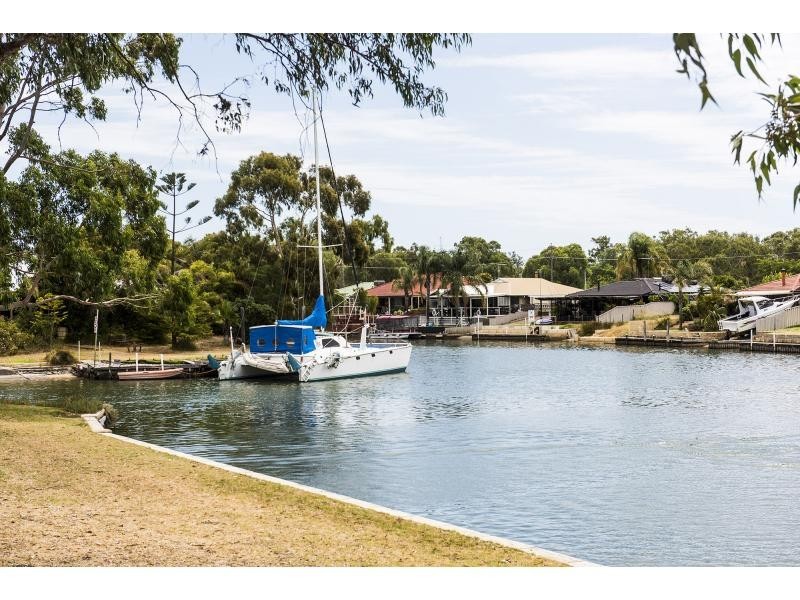 4 Kiap Road, South Yunderup WA 6208