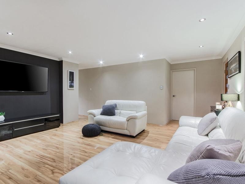 9 Bates Way, Warnbro WA 6169