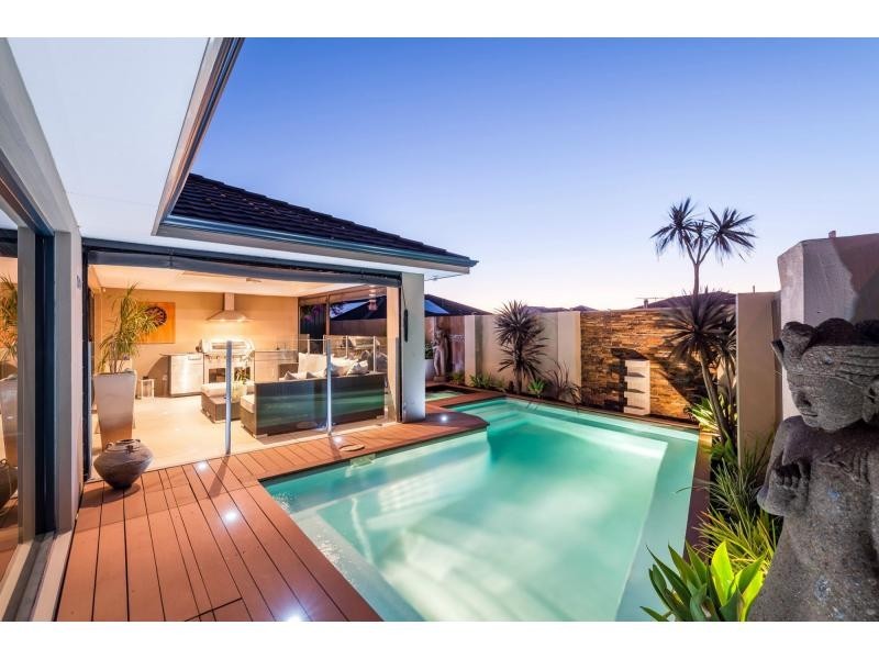 9 Miriam Court, Landsdale WA 6065