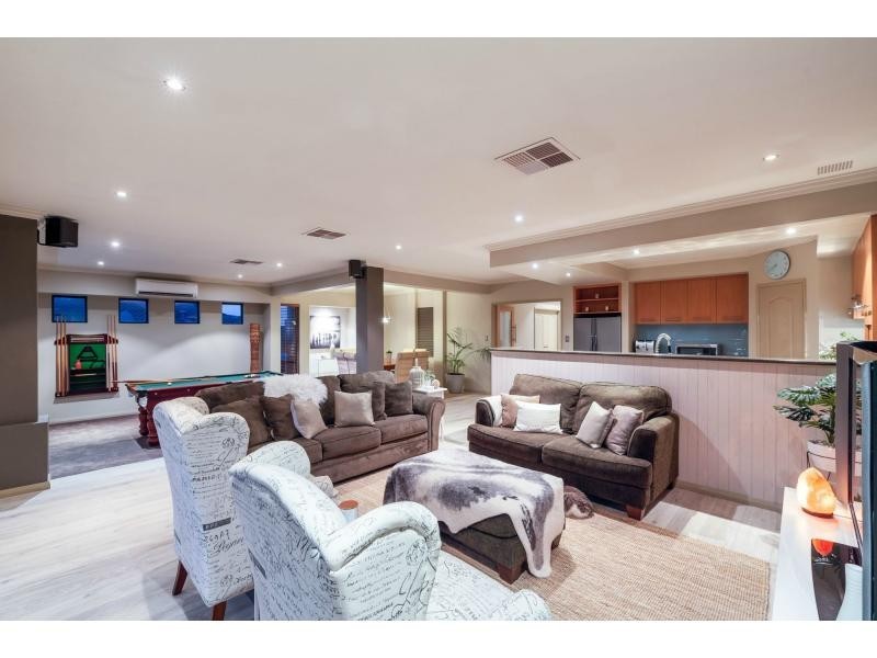 9 Miriam Court, Landsdale WA 6065