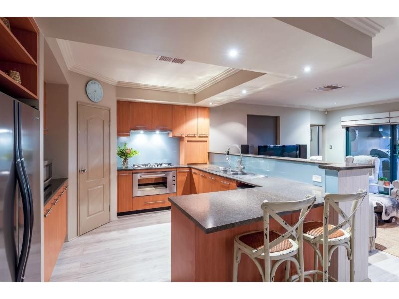 9 Miriam Court, Landsdale WA 6065