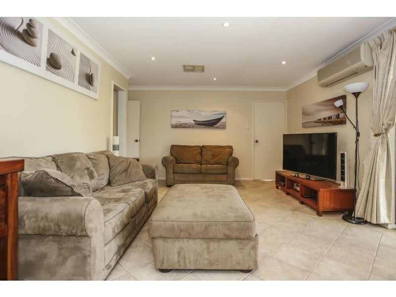 9 Gracechurch Crescent, Leeming WA 6149