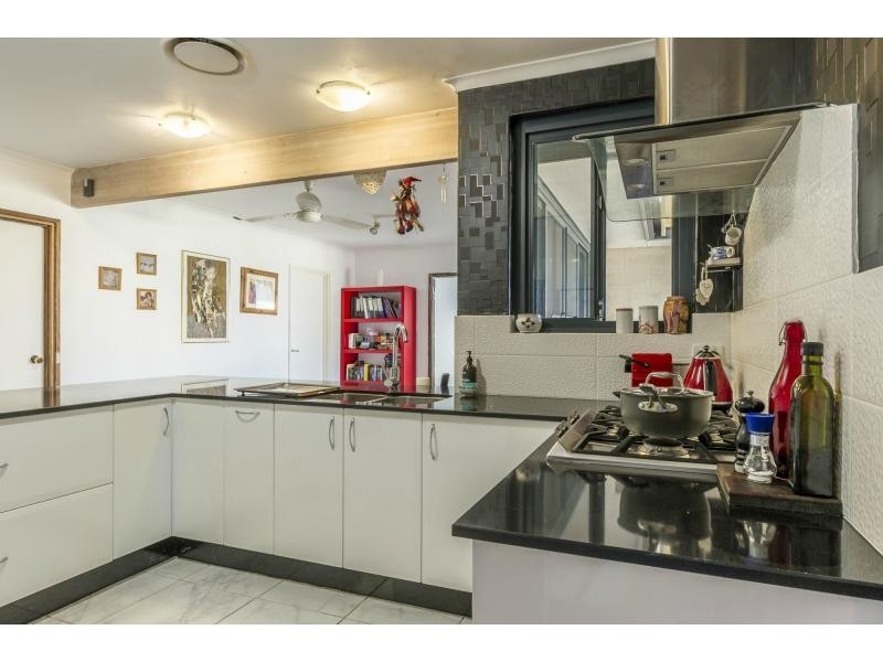 13 Ruffian Loop, Willetton WA 6155