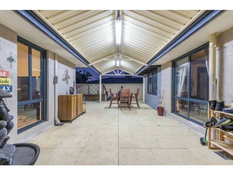 13 Ruffian Loop, Willetton WA 6155