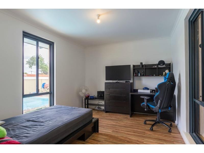 13 Ruffian Loop, Willetton WA 6155