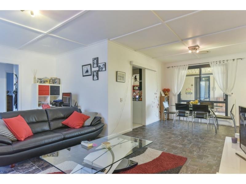 13 Ruffian Loop, Willetton WA 6155