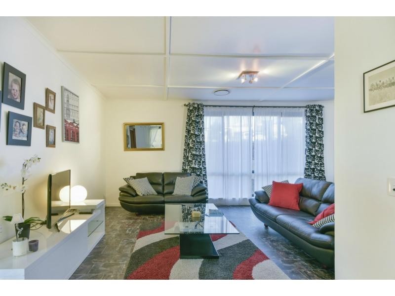13 Ruffian Loop, Willetton WA 6155