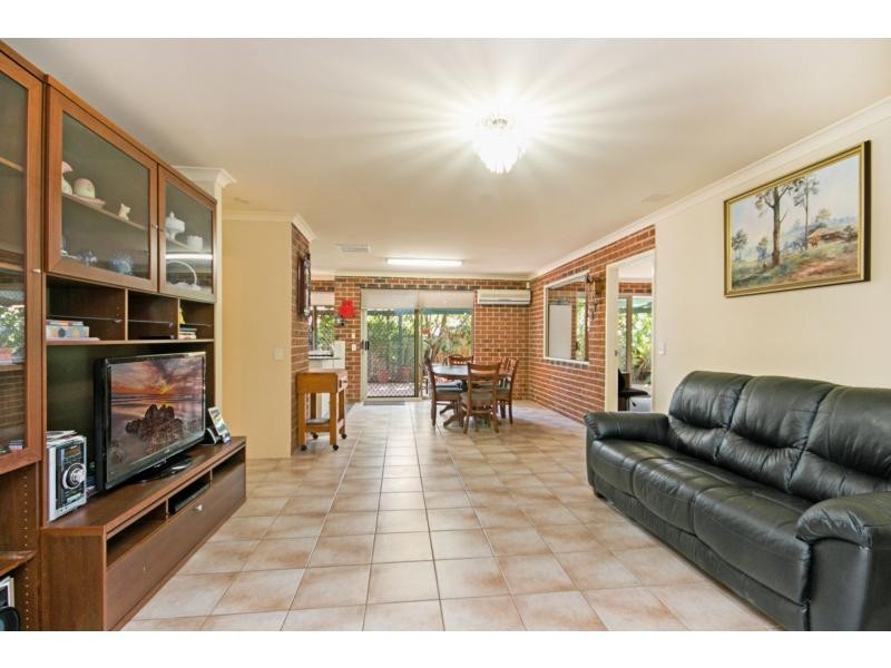 4 Etherington Avenue, Spearwood WA 6163