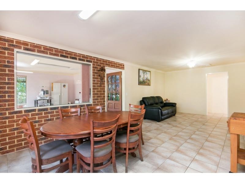 4 Etherington Avenue, Spearwood WA 6163