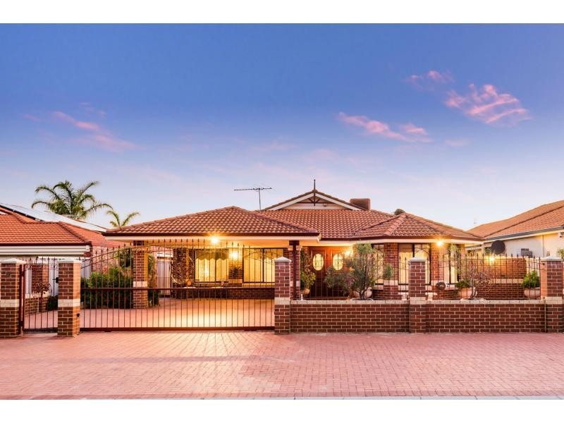 27 Nottingham Gardens, Ballajura WA 6066