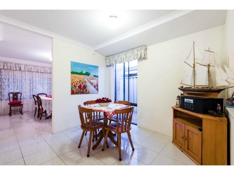 27 Nottingham Gardens, Ballajura WA 6066