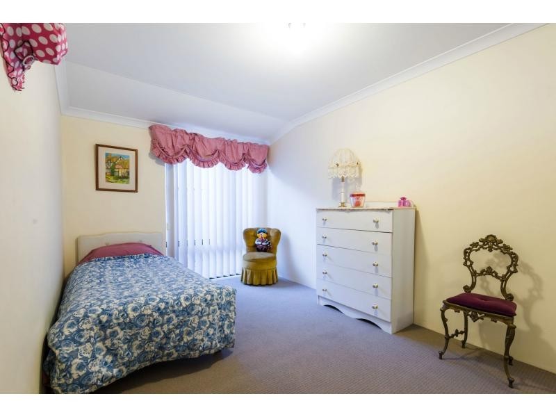 27 Nottingham Gardens, Ballajura WA 6066
