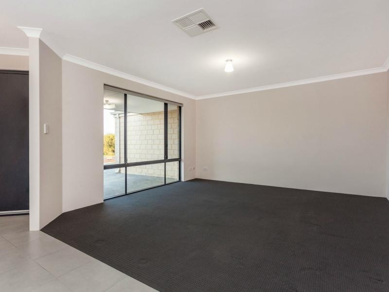 2 Athens Lane, Hocking WA 6065