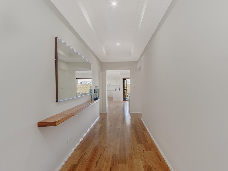 34 Bendalong Boulevard, Secret Harbour WA 6173