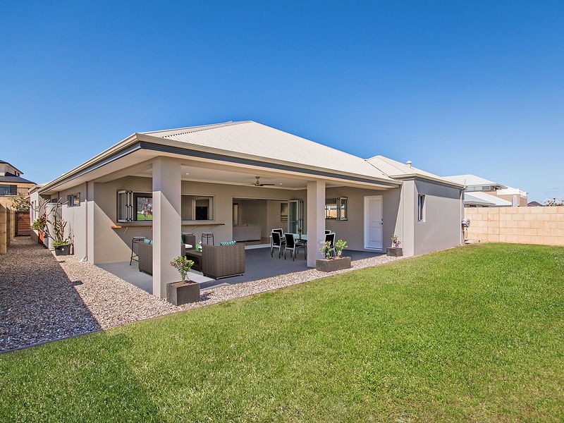 34 Bendalong Boulevard, Secret Harbour WA 6173