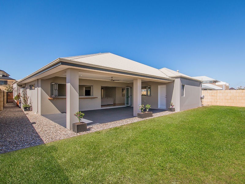 34 Bendalong Boulevard, Secret Harbour WA 6173