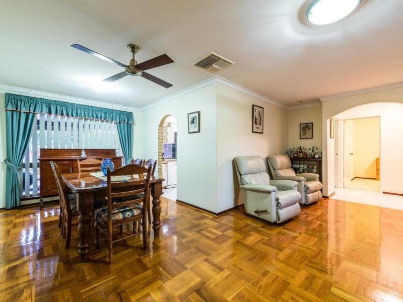 1 Padbury Way, Eden Hill WA 6054