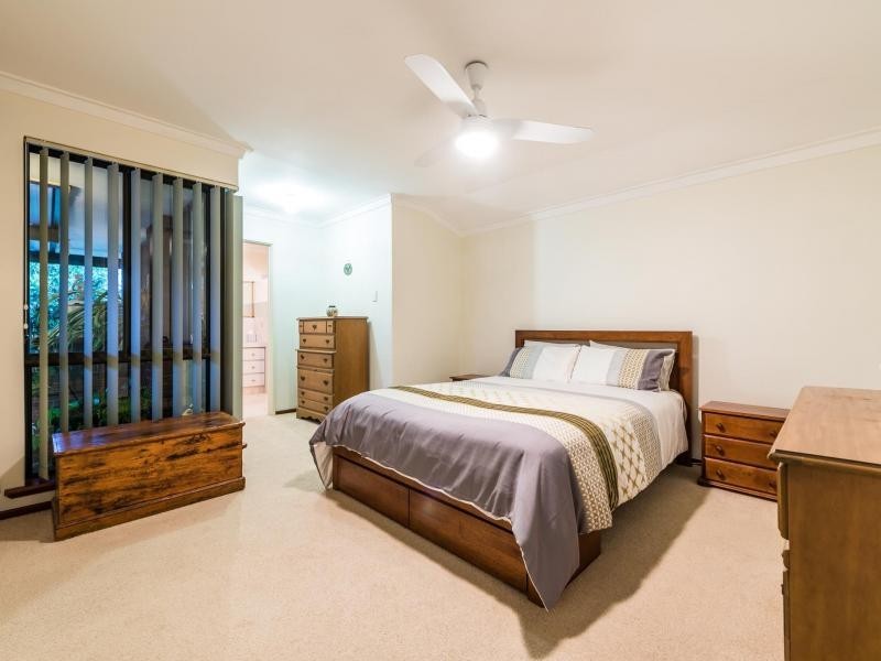 1 Padbury Way, Eden Hill WA 6054