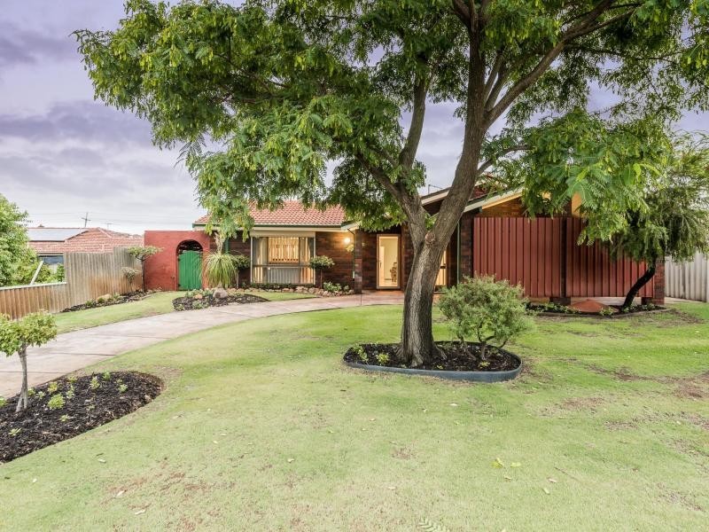 1 Padbury Way, Eden Hill WA 6054