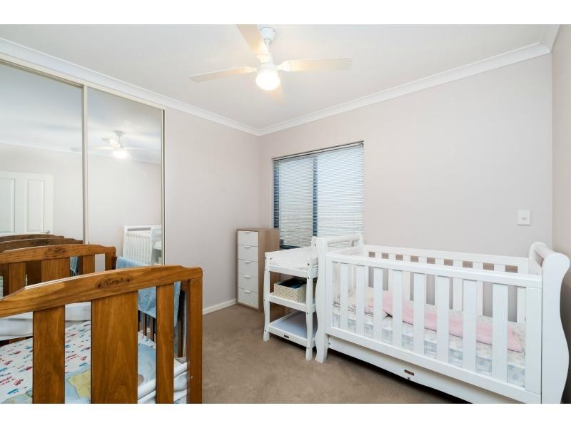 35 Cvitan Bend, Madeley WA 6065