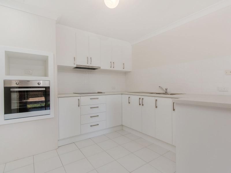 10/25 Coventry Road, Shoalwater WA 6169