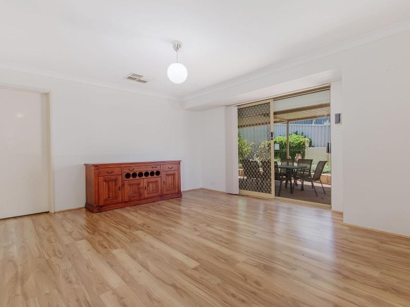 10/25 Coventry Road, Shoalwater WA 6169