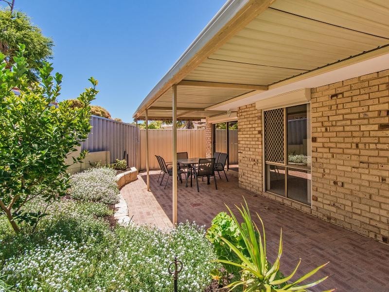 10/25 Coventry Road, Shoalwater WA 6169
